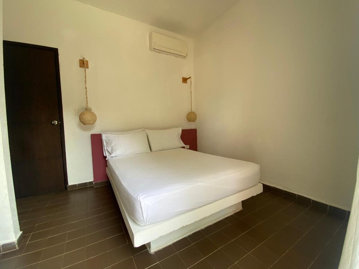 Color Hostel Паломино Экстерьер фото